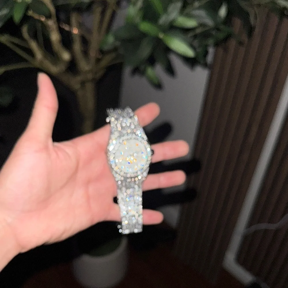 Moissanite Royal Oak (AP)